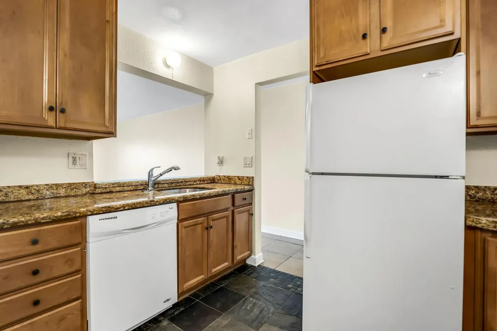 9000 NW 28th Drive Coral Springs FL 33065
