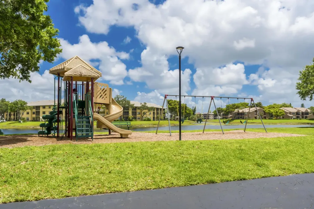 9000 NW 28th Drive Coral Springs FL 33065