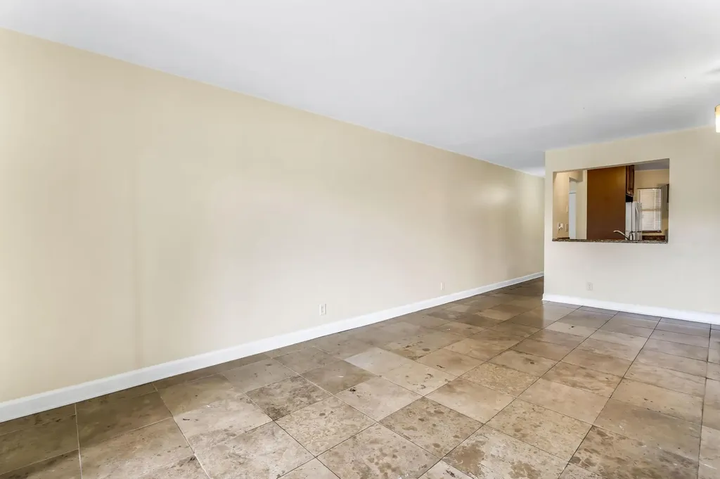 9000 NW 28th Drive Coral Springs FL 33065