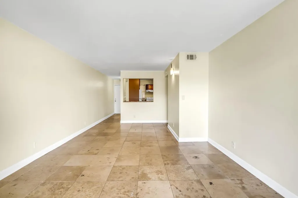 9000 NW 28th Drive Coral Springs FL 33065