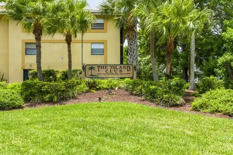 9000 NW 28th Drive Coral Springs FL 33065