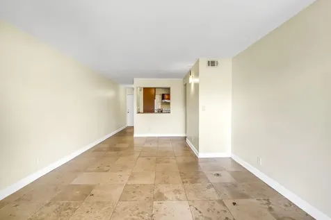 9000 NW 28th Drive Coral Springs FL 33065
