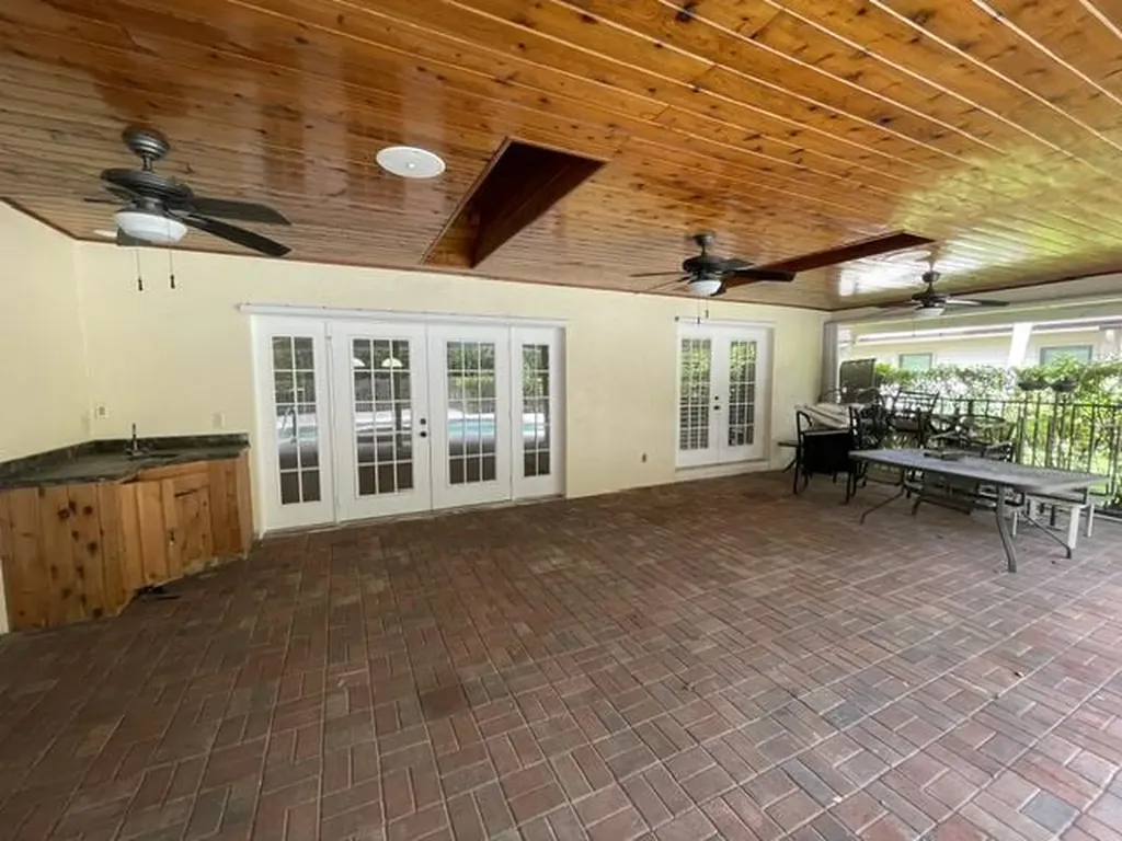 10 Alnwick Road Palm Beach Gardens FL 33418