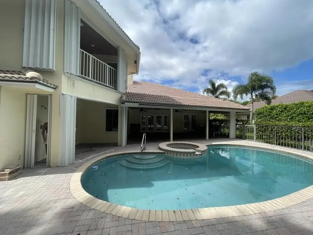 10 Alnwick Road Palm Beach Gardens FL 33418