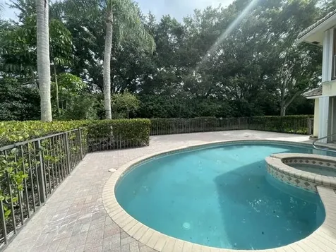 10 Alnwick Road Palm Beach Gardens FL 33418
