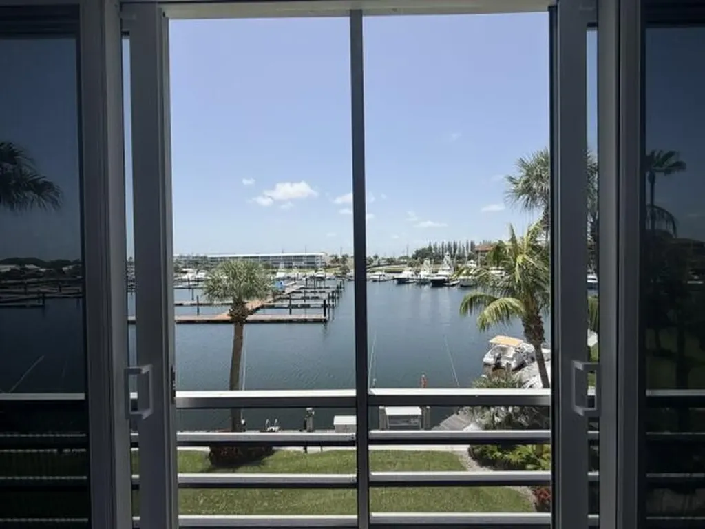 29 Yacht Club Drive North Palm Beach FL 33408