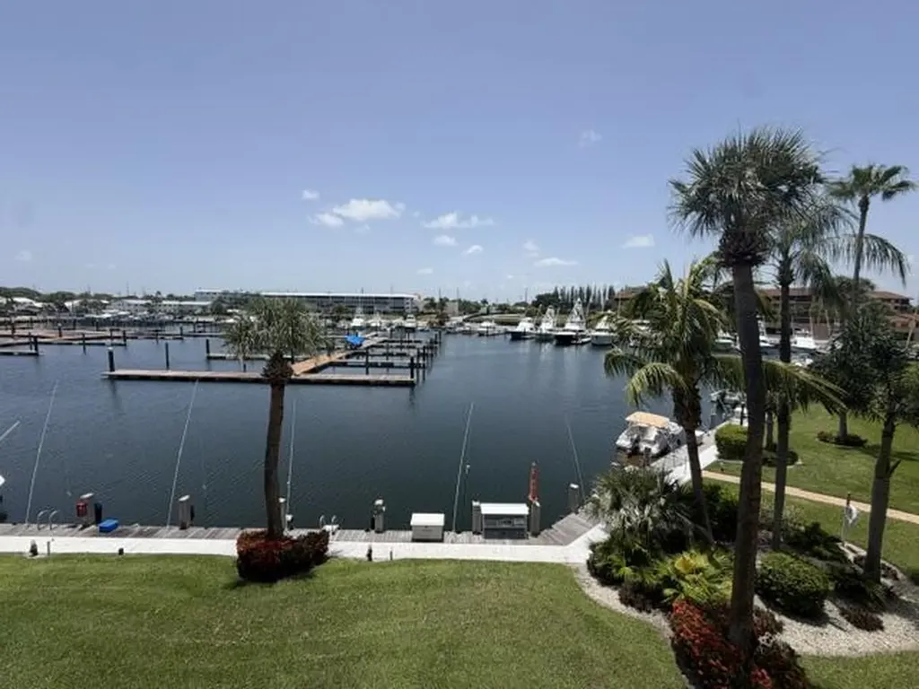 29 Yacht Club Drive North Palm Beach FL 33408