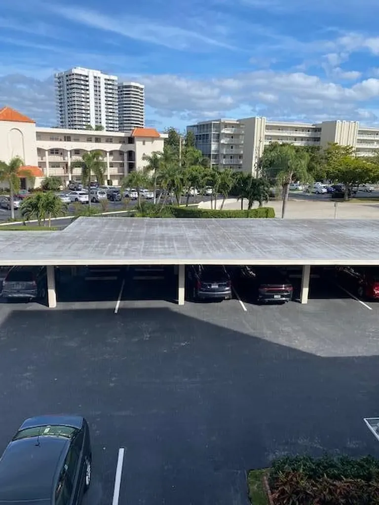29 Yacht Club Drive North Palm Beach FL 33408