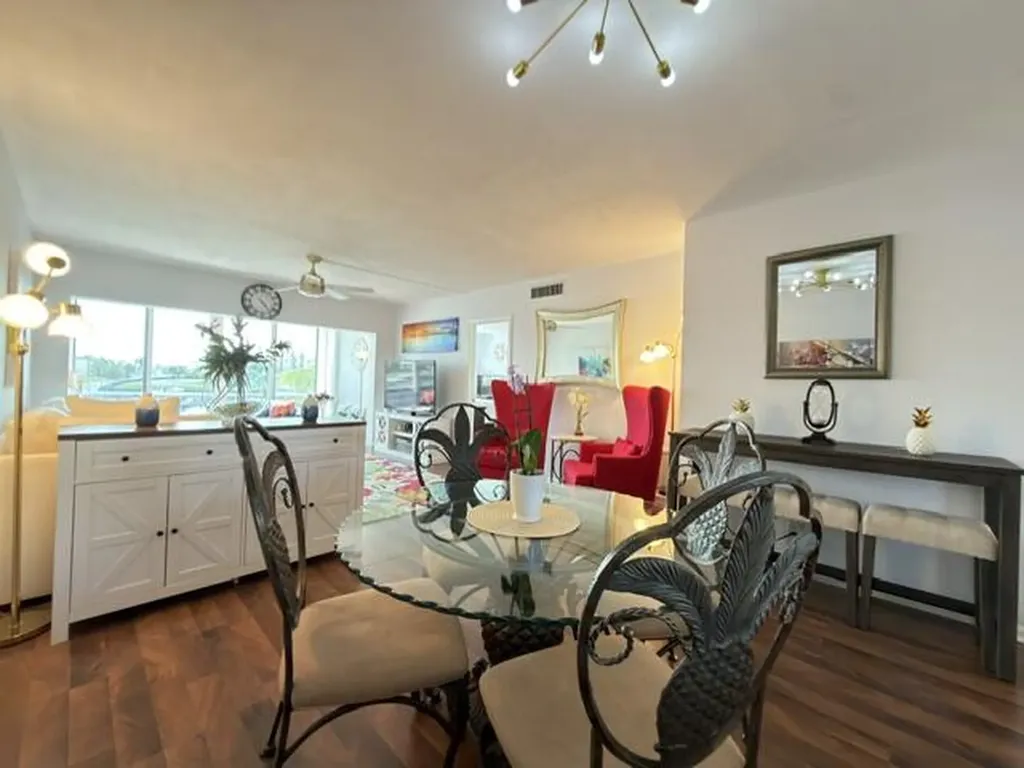 29 Yacht Club Drive North Palm Beach FL 33408