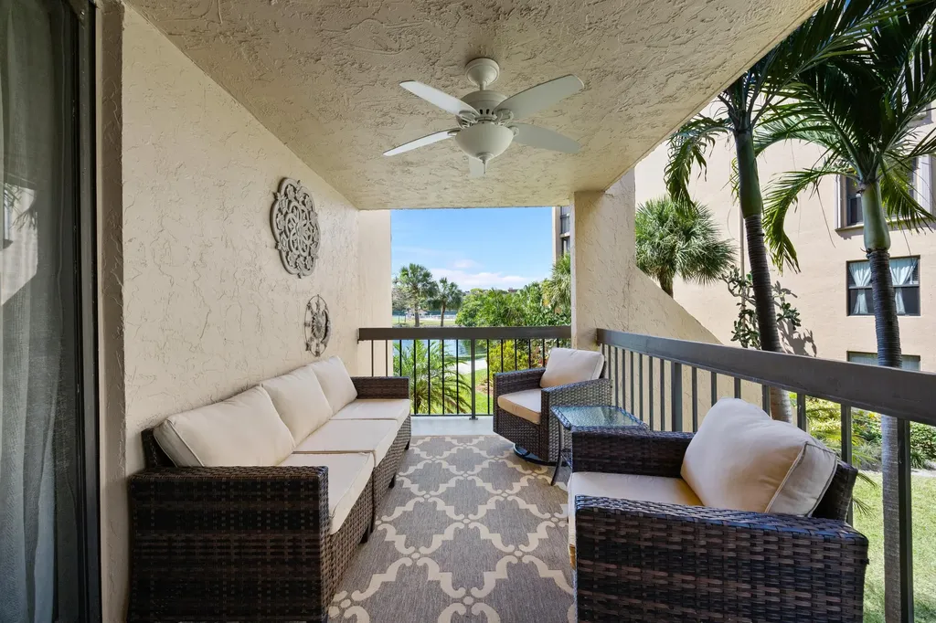 750 Egret Circle Delray Beach FL 33444