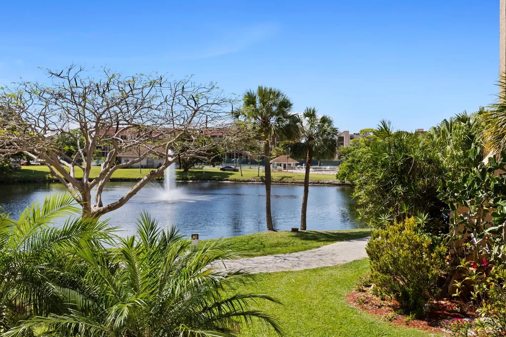 750 Egret Circle Delray Beach FL 33444