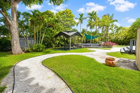249 SW 14th Street Dania Beach FL 33004