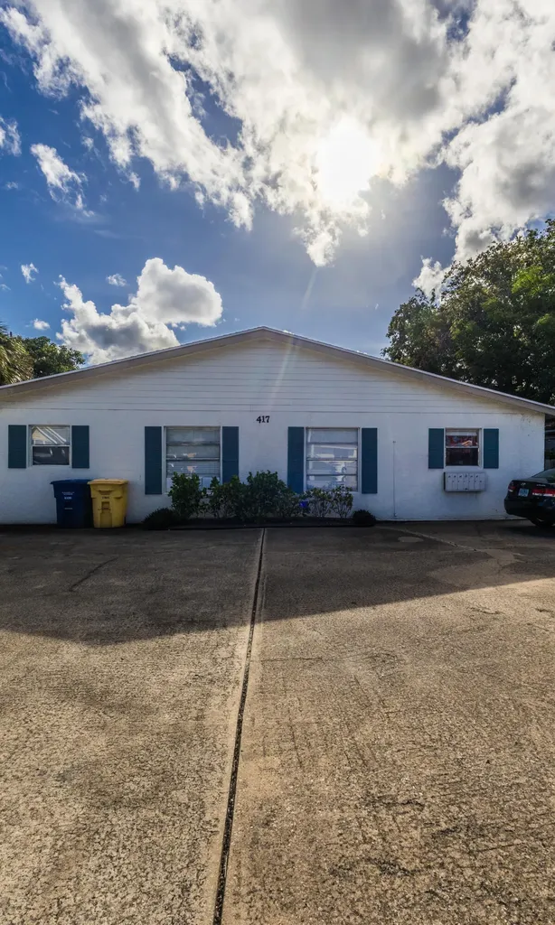 417 N E Street Lake Worth Beach FL 33460