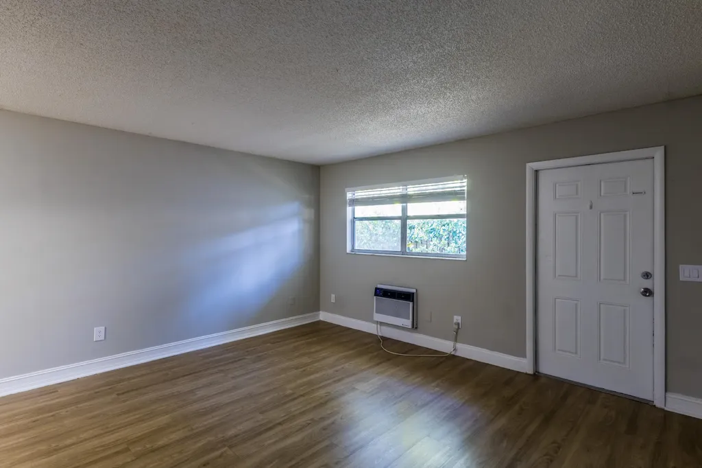417 N E Street Lake Worth Beach FL 33460