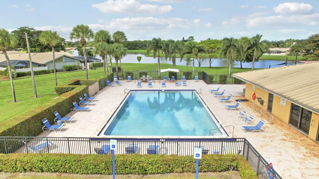 5653 Golden Eagle Circle Palm Beach Gardens FL 33418