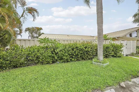 5653 Golden Eagle Circle Palm Beach Gardens FL 33418