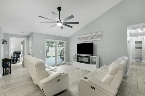 5653 Golden Eagle Circle Palm Beach Gardens FL 33418