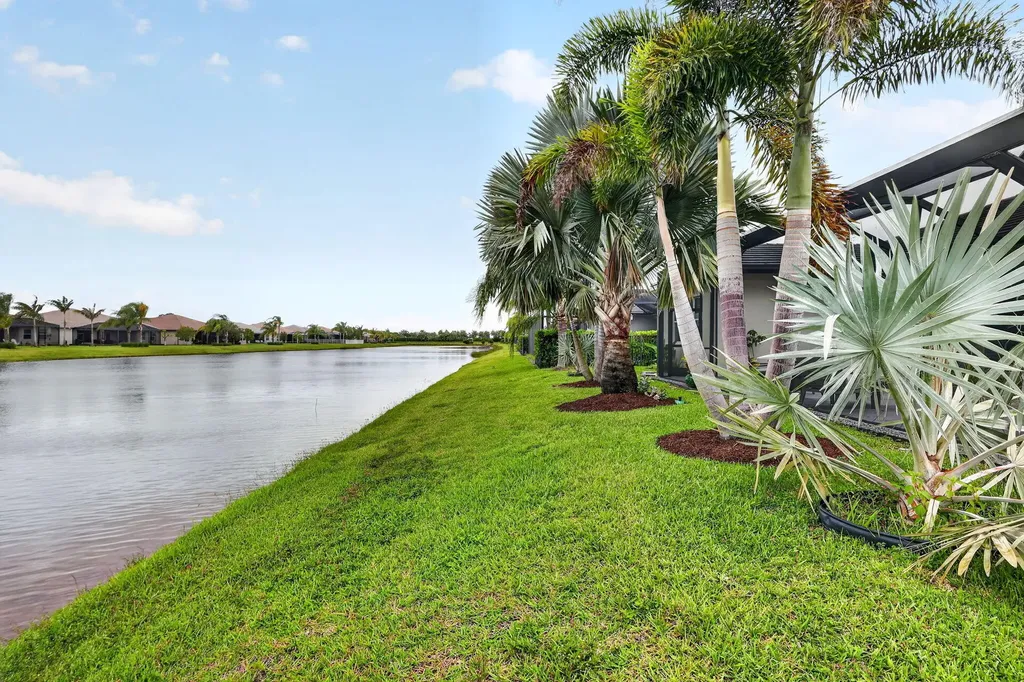 11051 SW Ivory Springs Lane Port St Lucie FL 34987