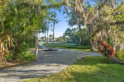 431 Tamarind Place Vero Beach FL 32962