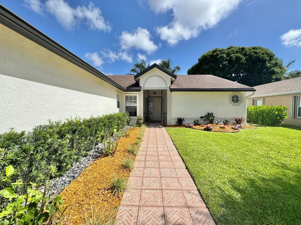 6327 Terra Rosa Circle Boynton Beach FL 33472