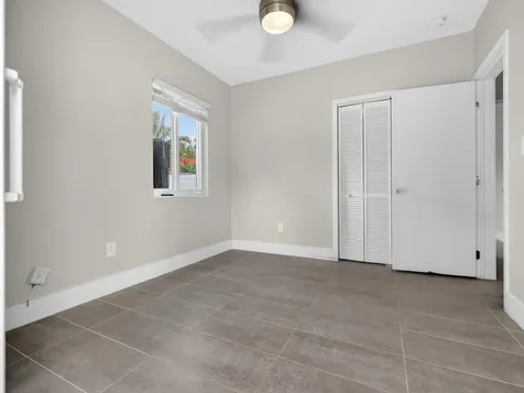 128 SW 22nd Terrace Fort Lauderdale FL 33312