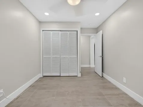 128 SW 22nd Terrace Fort Lauderdale FL 33312