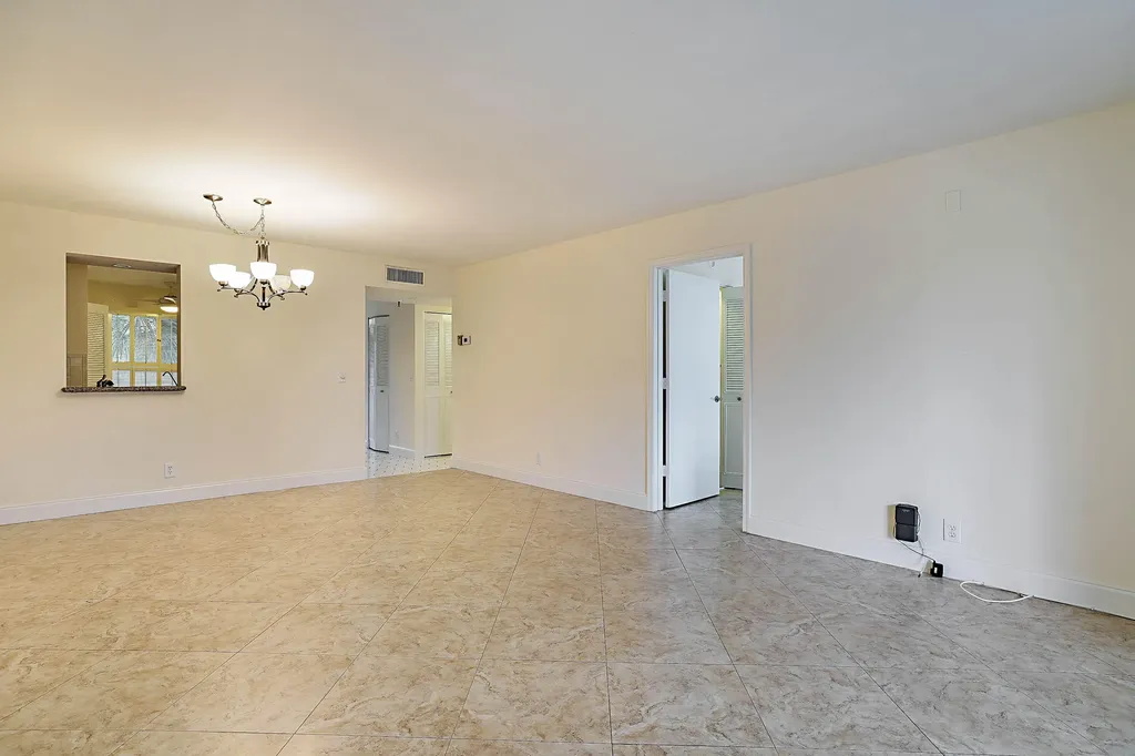 14527 Bonaire Boulevard Delray Beach FL 33446