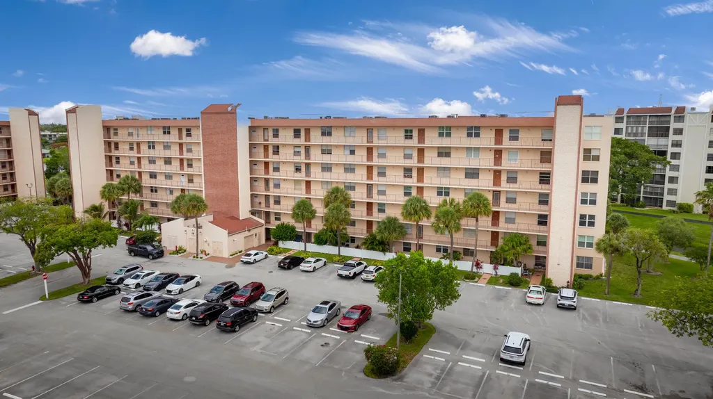 14527 Bonaire Boulevard Delray Beach FL 33446