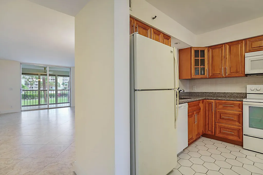 14527 Bonaire Boulevard Delray Beach FL 33446