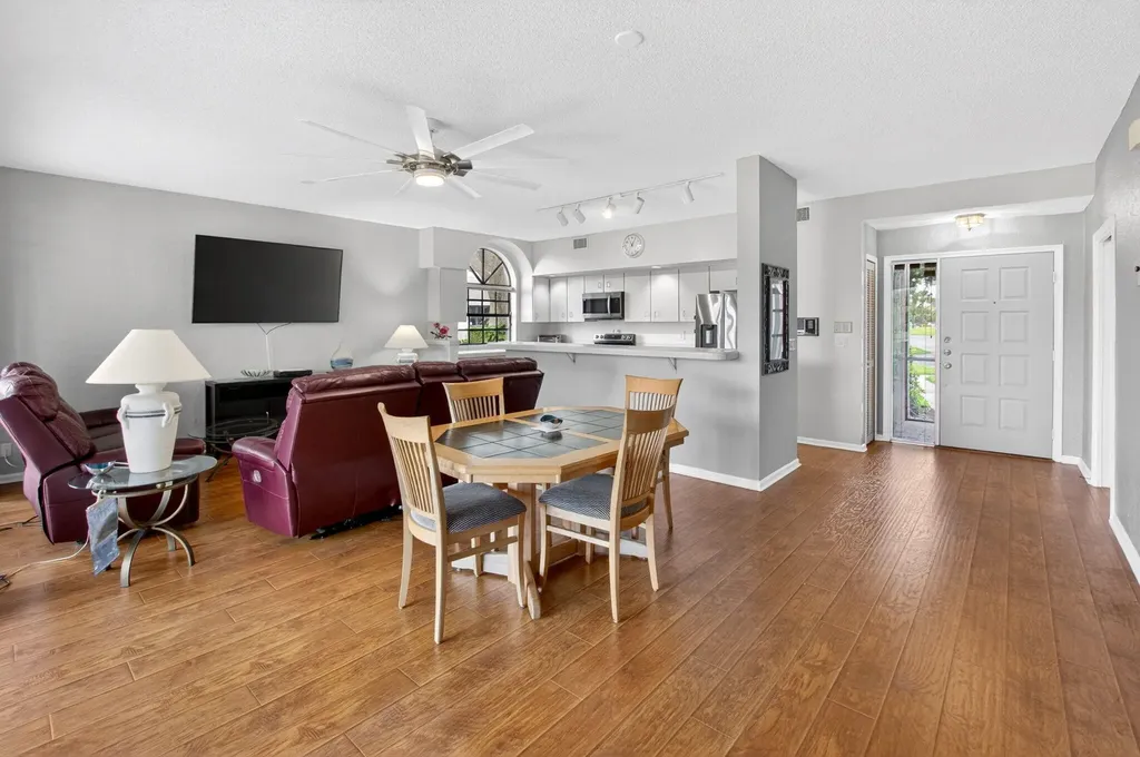 8073 Aberdeen Drive Boynton Beach FL 33472