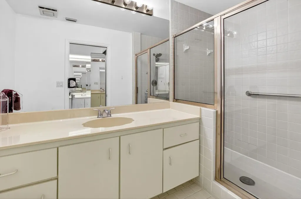 8073 Aberdeen Drive Boynton Beach FL 33472