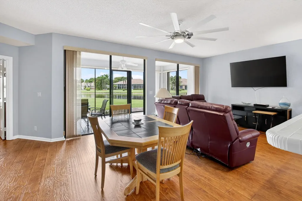 8073 Aberdeen Drive Boynton Beach FL 33472