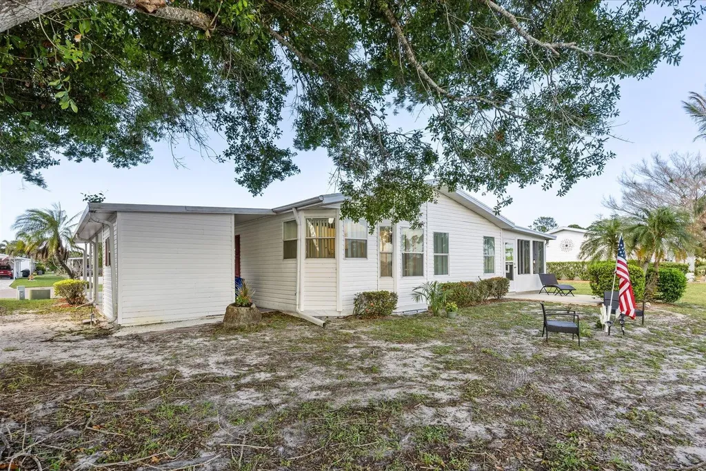 3809 Meadowlark Circle Port St Lucie FL 34952