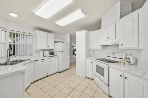 3809 Meadowlark Circle Port St Lucie FL 34952