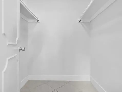 3200 NE 36th Street Fort Lauderdale FL 33308