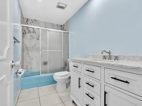 3200 NE 36th Street Fort Lauderdale FL 33308