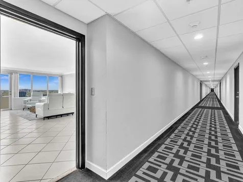 3200 NE 36th Street Fort Lauderdale FL 33308