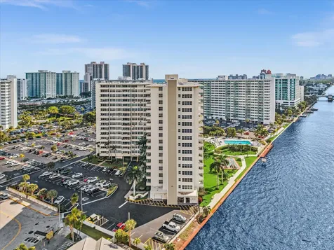 3200 NE 36th Street Fort Lauderdale FL 33308