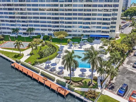 3200 NE 36th Street Fort Lauderdale FL 33308