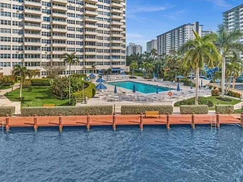 3200 NE 36th Street Fort Lauderdale FL 33308