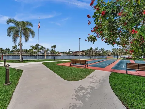 3200 NE 36th Street Fort Lauderdale FL 33308