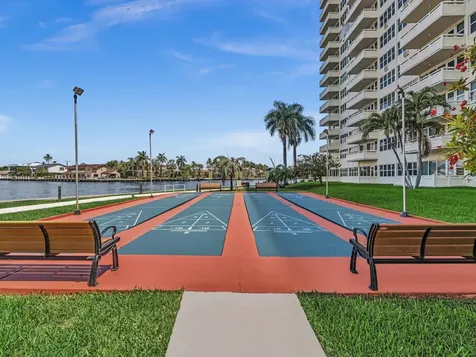 3200 NE 36th Street Fort Lauderdale FL 33308
