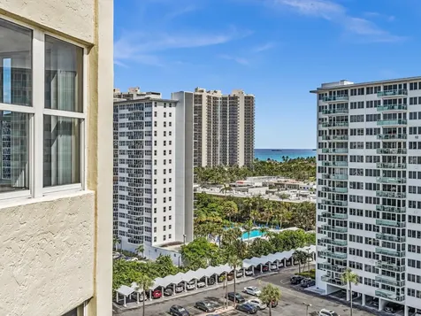 3200 NE 36th Street Fort Lauderdale FL 33308