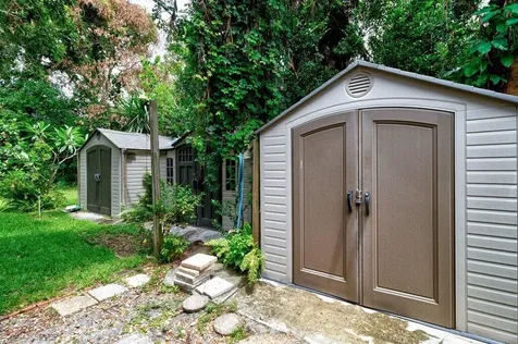 1927 21st Avenue Vero Beach FL 32960