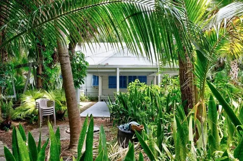 1927 21st Avenue Vero Beach FL 32960