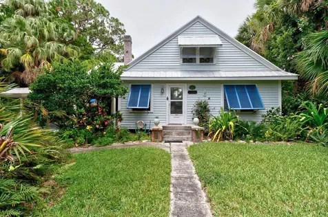 1927 21st Avenue Vero Beach FL 32960