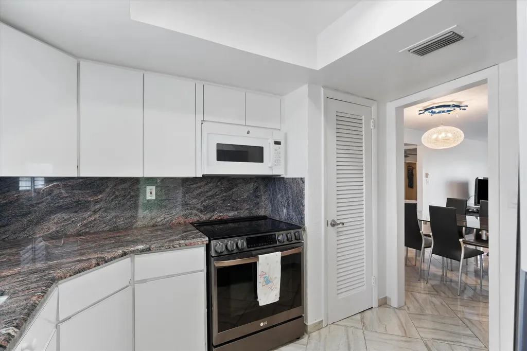 117 Lehane Terrace North Palm Beach FL 33408