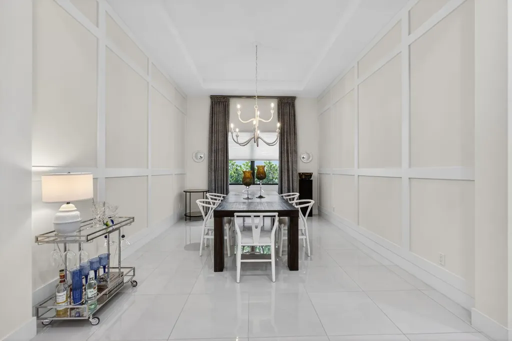 5606 Delacroix Terrace Palm Beach Gardens FL 33418