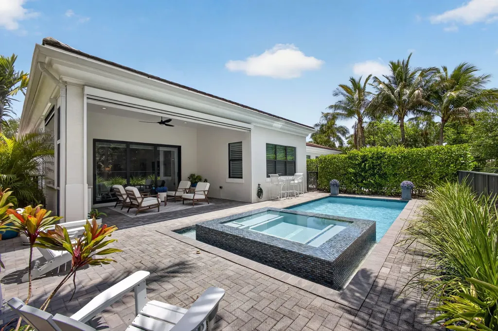 5606 Delacroix Terrace Palm Beach Gardens FL 33418