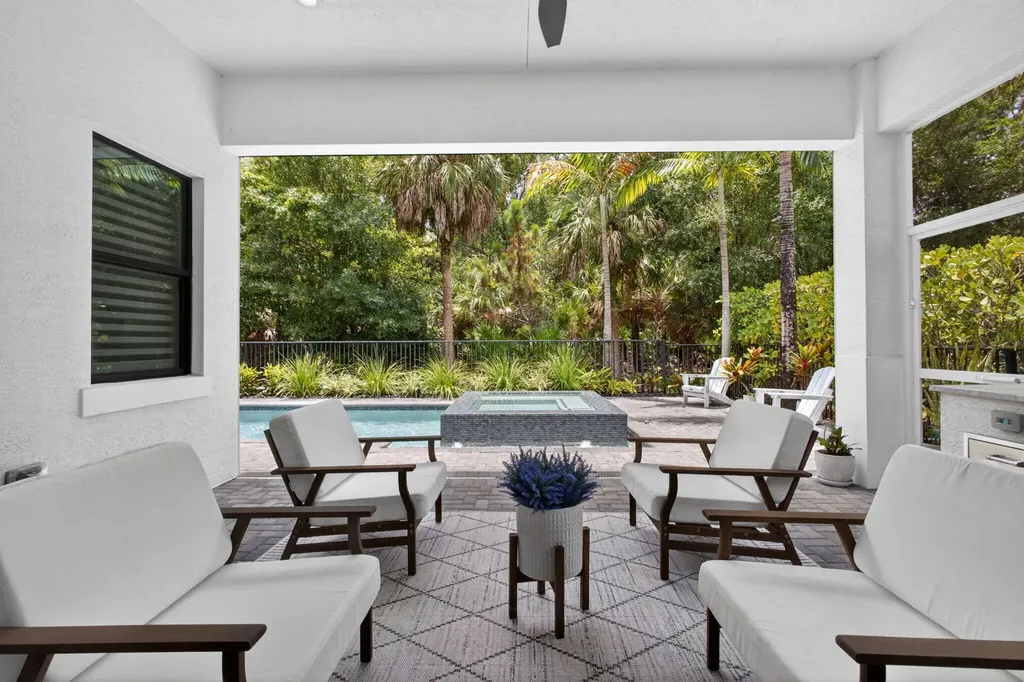 5606 Delacroix Terrace Palm Beach Gardens FL 33418